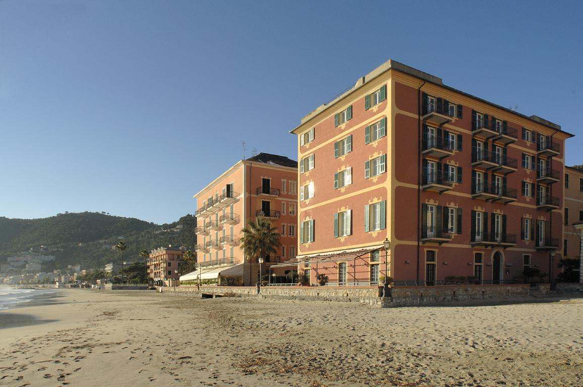 Hotel Residence Baiadelsole Laigueglia Exteriör bild