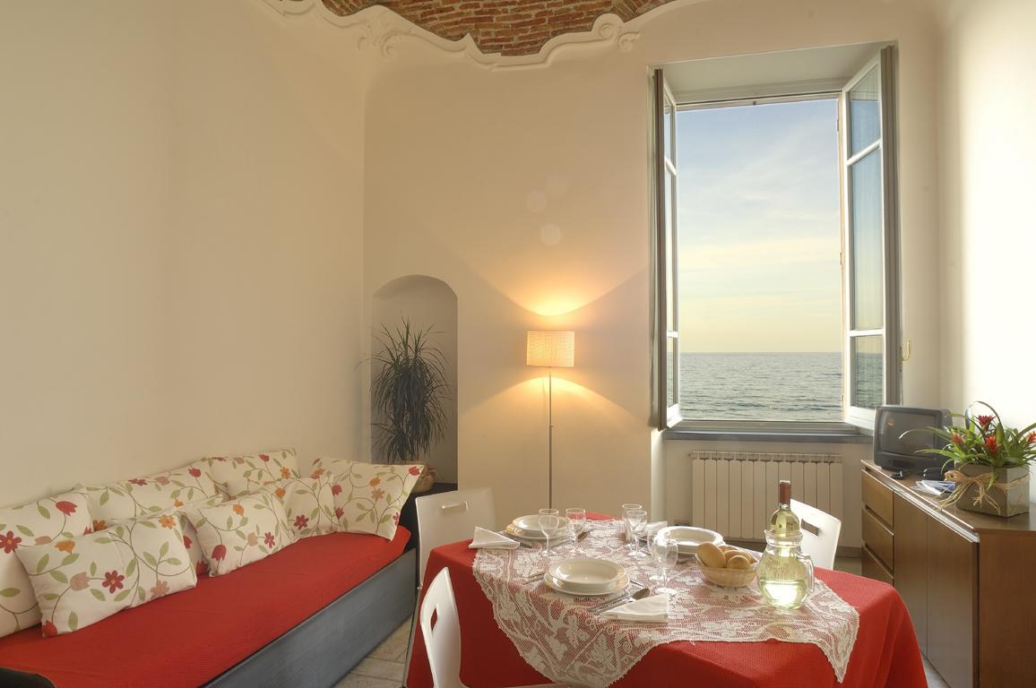 Hotel Residence Baiadelsole Laigueglia Rum bild